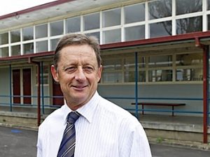 Essendon Keilor College, Taylors Hill West school funds approved