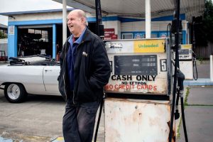 Sunshine trader turns on old mechanic skills