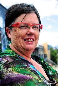 Huong Truong to replace retiring Colleen Hartland in Victorian Parliament