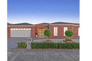 Stately abode: 5 Grassland Crescent, Cairnlea, 3023