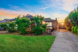 Kings Park keeper: 93 Kings Road, Kings Park, 3021