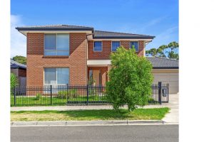 Entertainer’s delight: 47 Levenia Street, St Albans, 3021