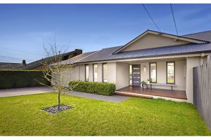 Pool-side luxury: 6 Macalister Court, Keilor, 3036