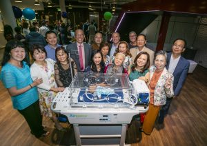 Vietnamese dig deep for hospital