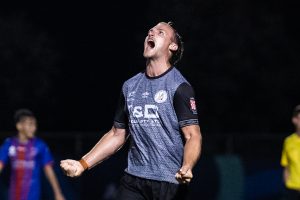 Melbourne Knights show courage