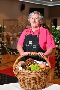 Community focus for market