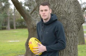 Venables announces retirement