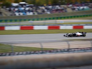 Grand Prix-goers encouraged to use public transport