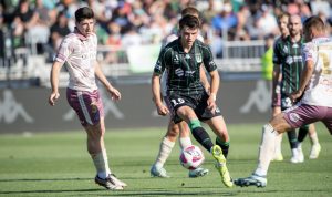 Western United star Botic headed to Austrian top flight