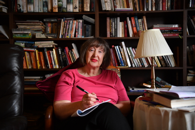 A February Footscray farce