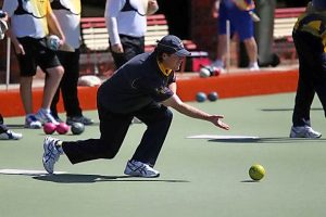 Deer Park bowls to win