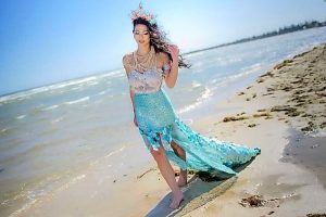 Peoples pick shines at Mrs Globe pageant