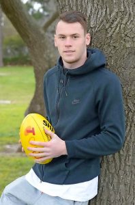 Don Deeble award dynamo jets off to fly with the Eagles