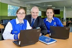 Lakeview Senior College opens new senior study centre