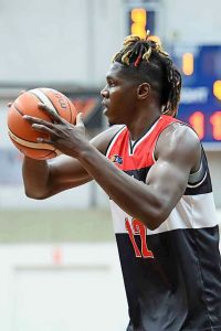 Keilor Thunder claps out in the final stanza