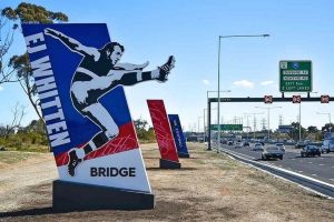 Pylon on the honours