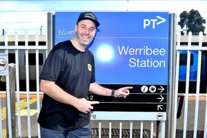 Mo man is walking tall