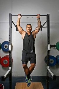 ‘Toughest’ dad to defend Games title