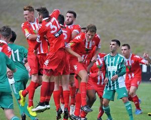 Cairnlea has red hot go