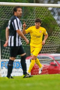 Reds run riot over Phoenix